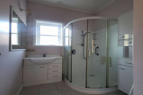 Photo of property in 95 Riverside Drive, Waiwhetu, Lower Hutt, 5010