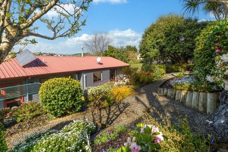 Photo of property in 38 Waipuna Grove, Welcome Bay, Tauranga, 3112
