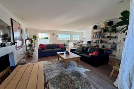 Photo of property in 3/53 Hanlon Crescent, Narrow Neck, Auckland, 0624