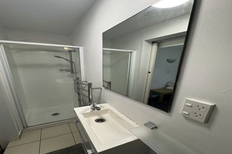 Photo of property in 20 Zetland Street, Highbury, Wellington, 6012