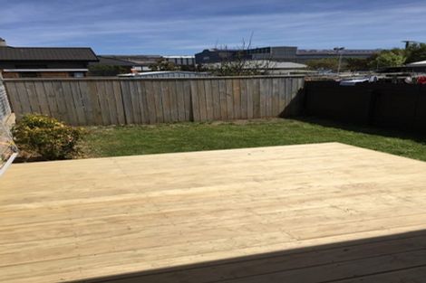 Photo of property in 73 Bell Road, Waiwhetu, Lower Hutt, 5010