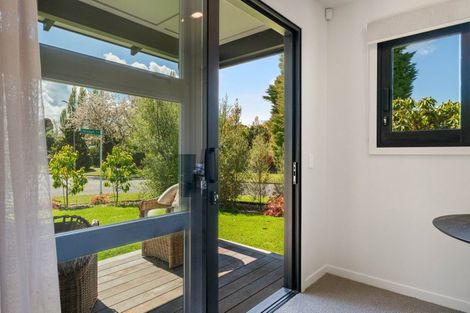 Photo of property in 2 Nisbet Terrace, Kinloch, Taupo, 3377