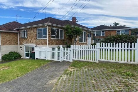 Photo of property in 1/1 Picton Street, Howick, Auckland, 2014