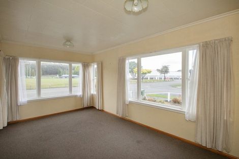 Photo of property in 33 Balmoral Street, Oamaru North, Oamaru, 9400