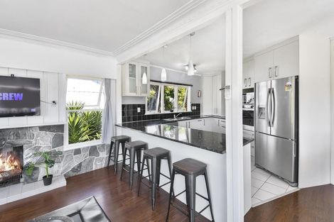 Photo of property in 11 David Avenue, Hillpark, Auckland, 2102