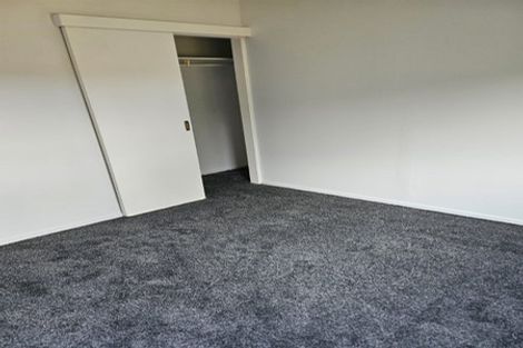 Photo of property in 99 West Harbour Drive, West Harbour, Auckland, 0618