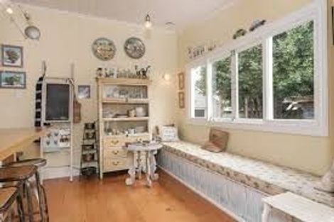 Photo of property in 75 Gribblehirst Road, Sandringham, Auckland, 1025