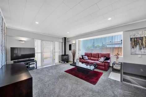 Photo of property in 16 Smeaton Road, Bell Block, New Plymouth, 4312