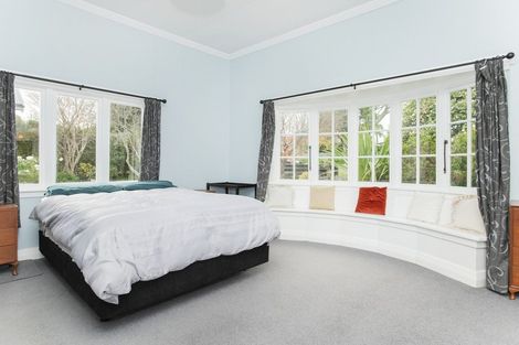 Photo of property in 100 Stout Street, Whataupoko, Gisborne, 4010