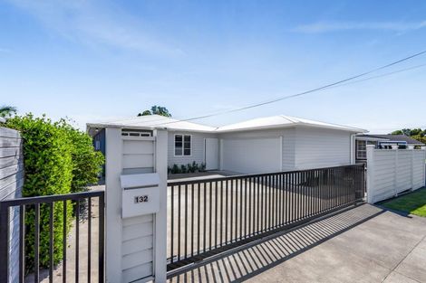 Photo of property in 132 Govett Avenue, Frankleigh Park, New Plymouth, 4310