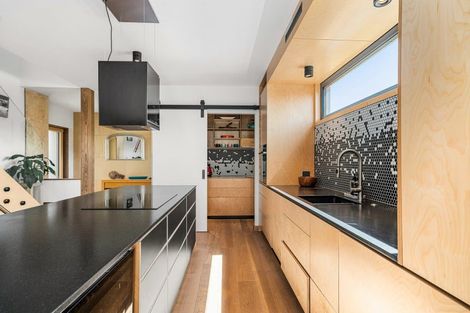 Photo of property in 6 Soudley Court, Jacks Point, Queenstown, 9371