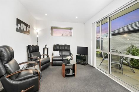 Photo of property in 3/162 Wainoni Road, Avondale, Christchurch, 8061