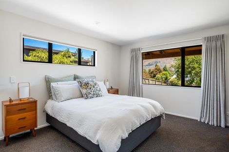 Photo of property in 42 Rata Street, Wanaka, 9305