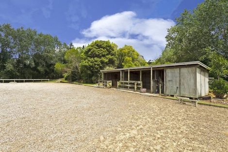 Photo of property in 280 Inland Road, Helensville, 0875