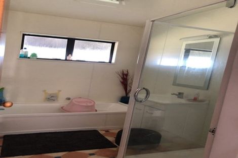 Photo of property in 17 Hokio Sand Road, Hokio Beach, Levin, 5571