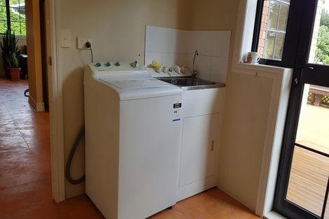 Photo of property in 12a Wicklam Lane, Greenhithe, Auckland, 0632