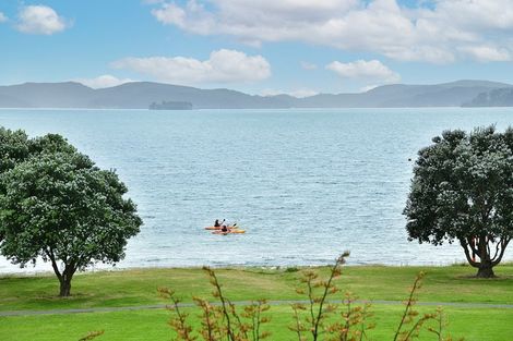 Photo of property in 24 Kahurangi Place, Snells Beach, 0920