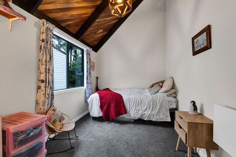 Photo of property in 10 Hood Place, Spotswood, New Plymouth, 4310