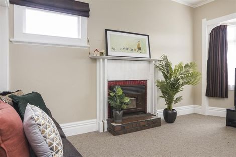 Photo of property in 28 Hair Street, Marton, 4710