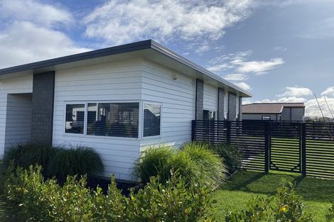 Photo of property in 2 Mcgarridle Road, Chartwell, Hamilton, 3210