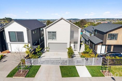 Photo of property in 35 Kikorangi Drive, Wainui, Silverdale, 0992