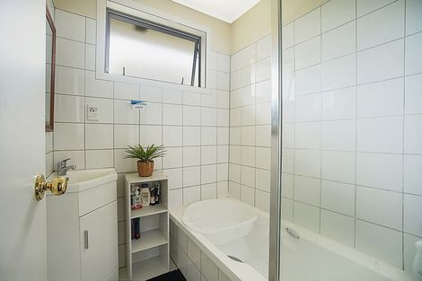 Photo of property in 15 Emerson Road, Clover Park, Auckland, 2023