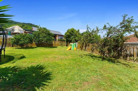 Photo of property in 83 Huia Street, Waikanae, 5036
