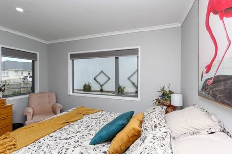 Photo of property in 1/6 Warre Street, Waitara, 4320