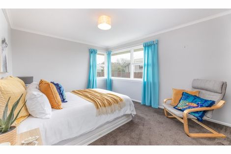 Photo of property in 37 Woodgrove Avenue, North New Brighton, Christchurch, 8083