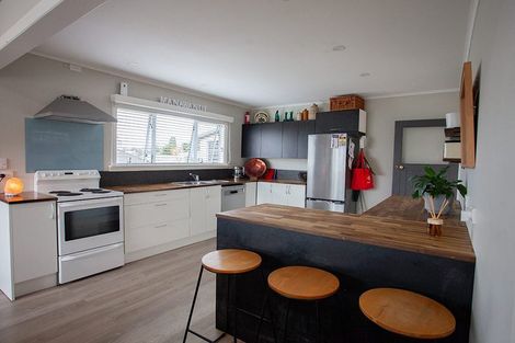 Photo of property in 65 Strange Street, Waitara, 4320
