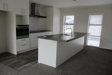 Photo of property in 11 Kahuparere Crescent, Pyes Pa, Tauranga, 3112