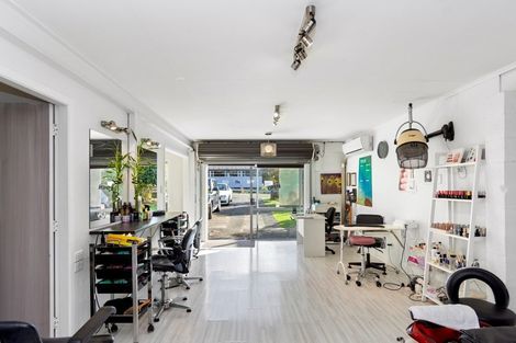 Photo of property in 509 Otumoetai Road, Otumoetai, Tauranga, 3110