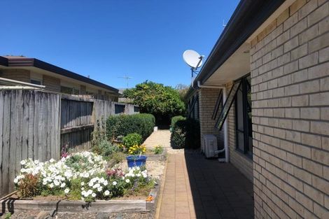 Photo of property in 4 Cranbrook Place, Rototuna North, Hamilton, 3210