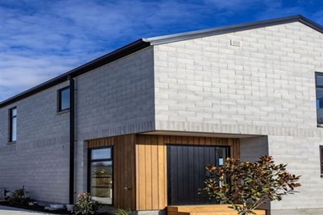 Photo of property in 3/19 Dilworth Street, Riccarton, Christchurch, 8011