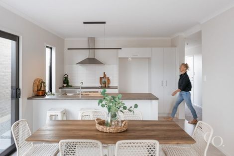 Photo of property in 7 Liberty Street, Papamoa, 3118