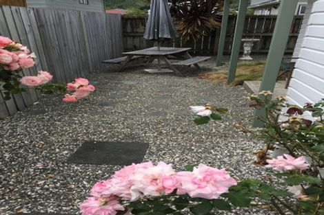 Photo of property in 2 Marina Drive, Waikawa, Picton, 7220