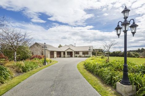 Photo of property in 15 Dobsons Lane, Kelvin Grove, Palmerston North, 4470