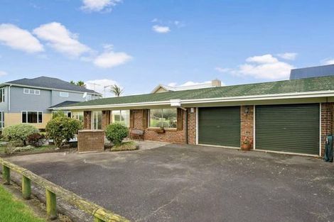 Photo of property in 2/25 Mccrystal Avenue, Bucklands Beach, Auckland, 2012