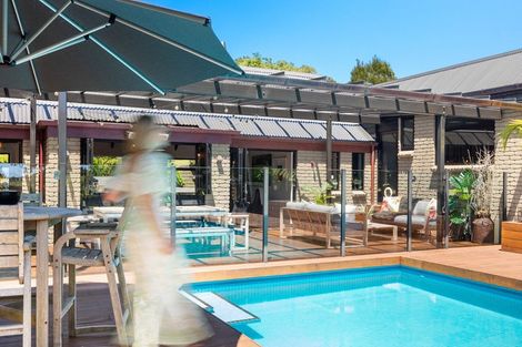 Photo of property in 531 Frankley Road, Hurworth, New Plymouth, 4371