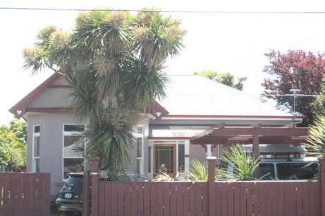 Photo of property in 131 Somerfield Street, Somerfield, Christchurch, 8024
