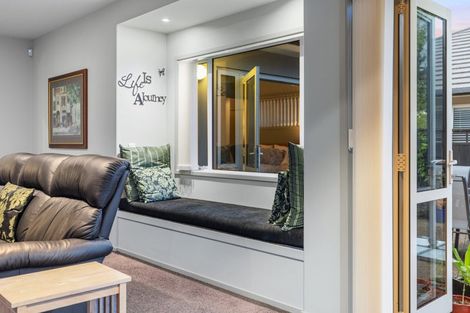 Photo of property in 43 Bridgewater Way, Pyes Pa, Tauranga, 3112