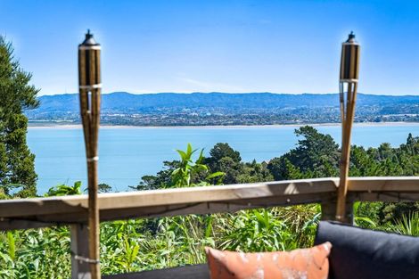 Photo of property in 2/60 Rangatira Road, Beach Haven, Auckland, 0626