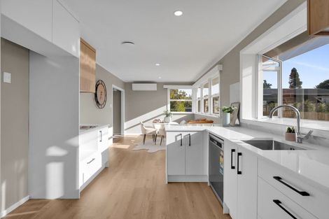 Photo of property in 34 Fenwick Crescent, Hillcrest, Hamilton, 3216