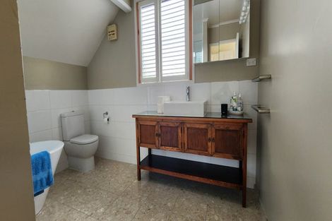 Photo of property in 5 Tiri Road, Takapuna, Auckland, 0620