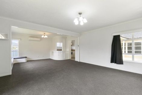 Photo of property in 286 Grounsell Crescent, Belmont, Lower Hutt, 5010