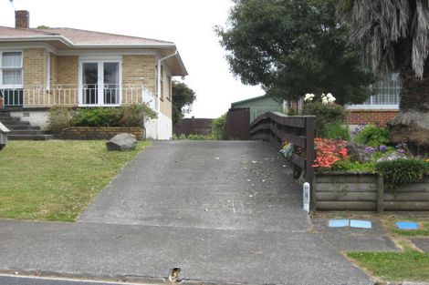 Photo of property in 6 Crisp Avenue, Pukekohe, 2120