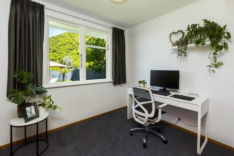 Photo of property in 84 Black Beech Street, Birchville, Upper Hutt, 5018