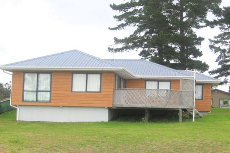 Photo of property in 112 Ake Ake Avenue, Matarangi, Whitianga, 3592