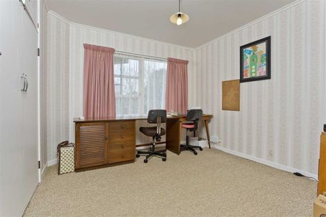 Photo of property in 87 Hillcrest Avenue, Hillcrest, Auckland, 0627