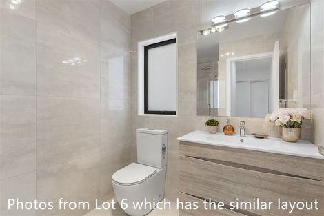 Photo of property in 10c Ballial Place, West Harbour, Auckland, 0618